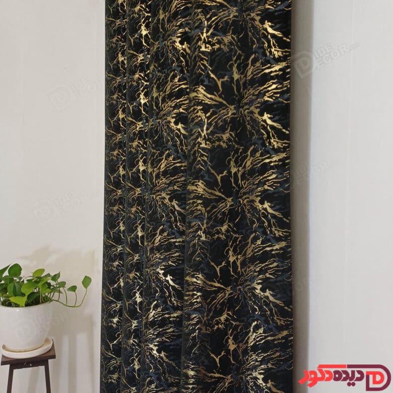 پرده پانچ مخمل طلاکوب مشکی با خطوط طلایی کد BR290